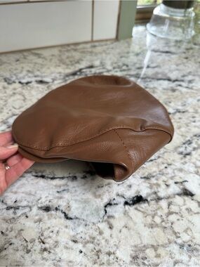 Faux Leather Men’s Newsboy Cap